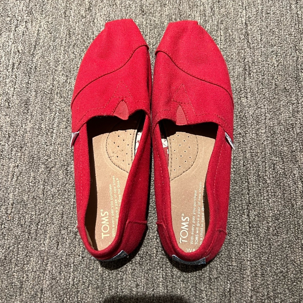 Toms - Red Shoes